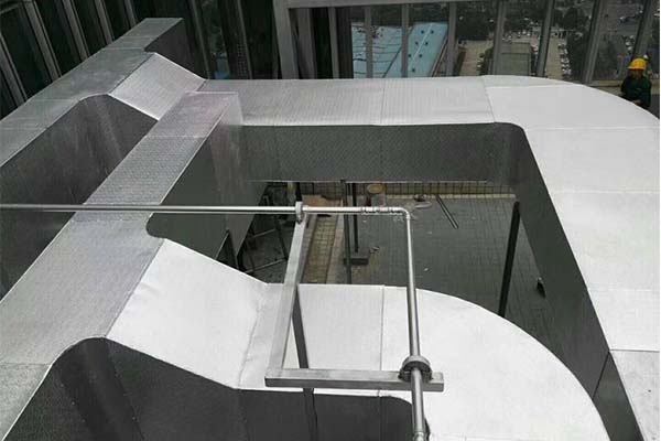 室外通風管道鋁皮保溫.jpg