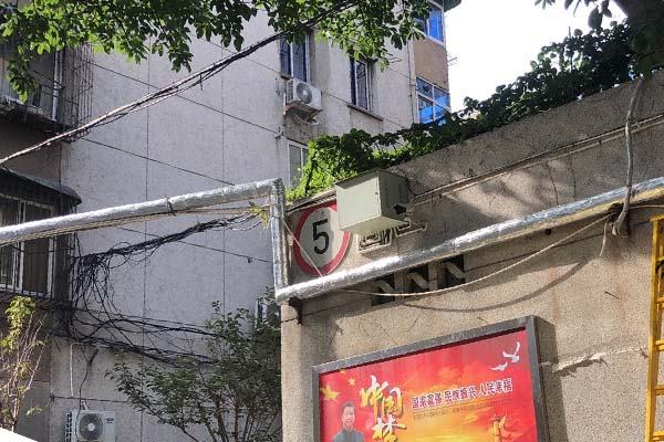 西安小區暖氣管道保溫.jpg 西安小區暖氣管道保溫.jpg